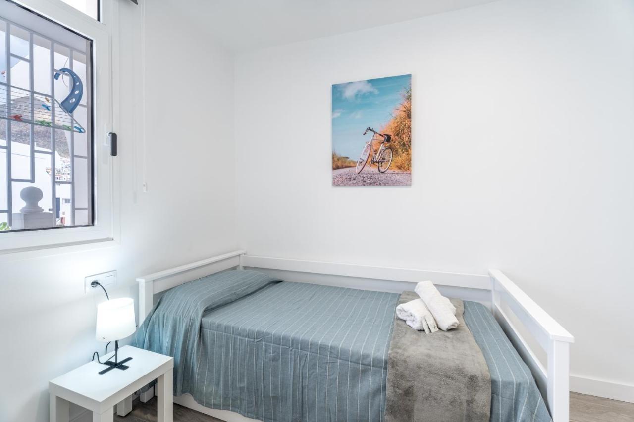 Las Rosas Sunset Apartment Арона Экстерьер фото