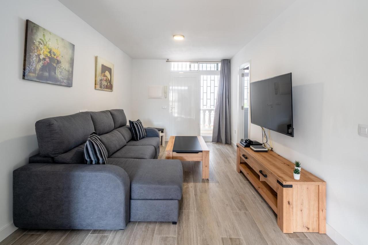 Las Rosas Sunset Apartment Арона Экстерьер фото