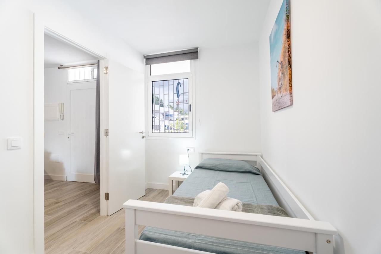 Las Rosas Sunset Apartment Арона Экстерьер фото